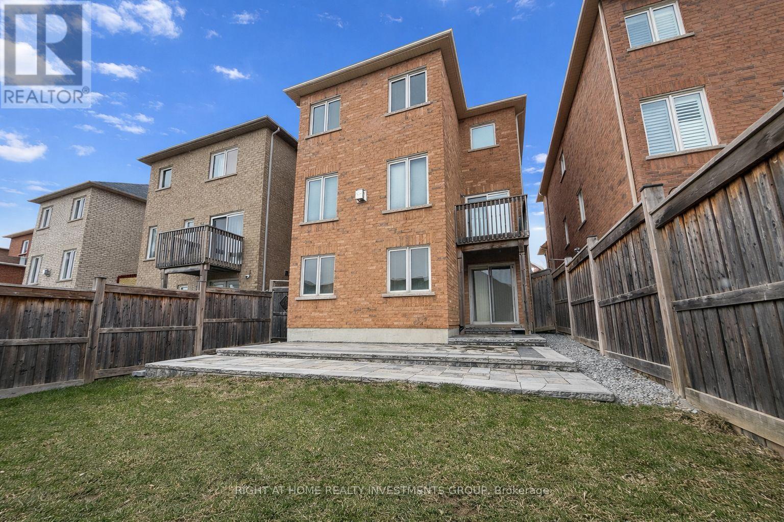 3 Herefordshire Crescent, East Gwillimbury, Ontario  L9N 0B7 - Photo 27 - N12976772