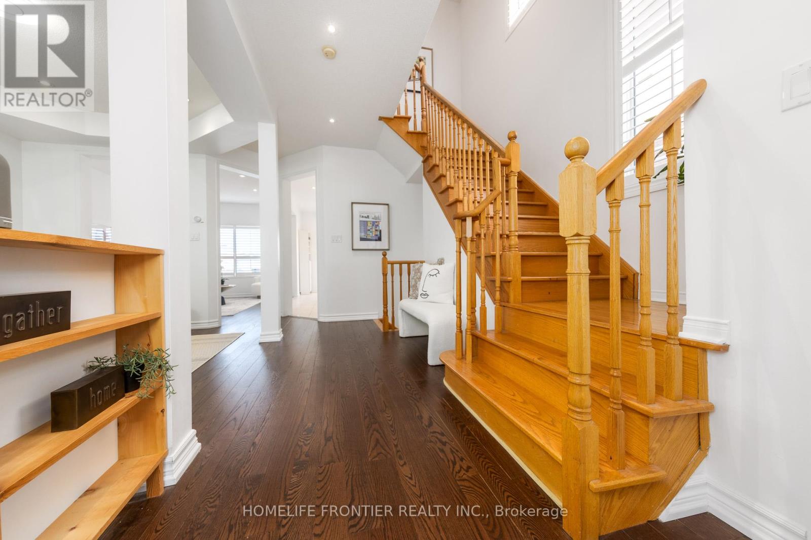 102 Antique Drive, Richmond Hill, Ontario  L4E 4G3 - Photo 20 - N12976784