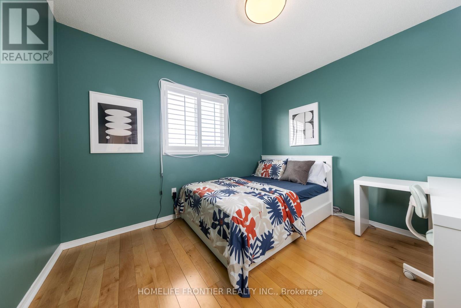 102 Antique Drive, Richmond Hill, Ontario  L4E 4G3 - Photo 21 - N12976784