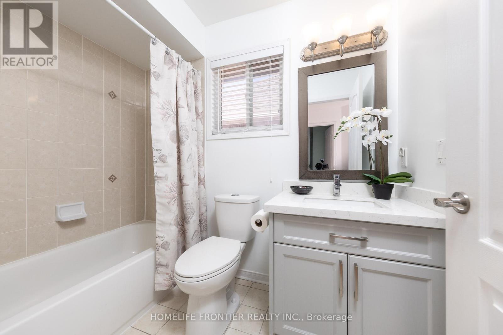 102 Antique Drive, Richmond Hill, Ontario  L4E 4G3 - Photo 23 - N12976784