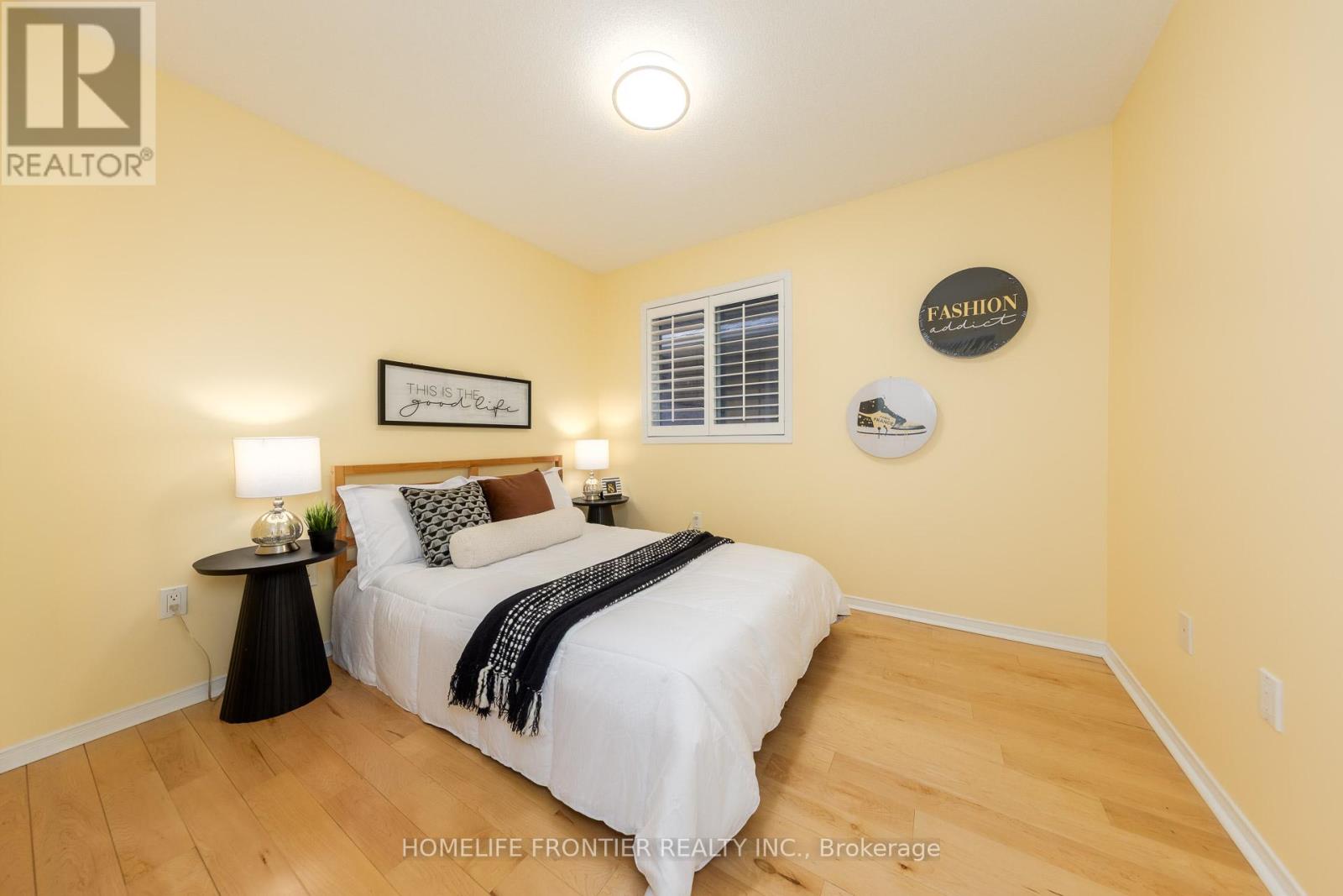 102 Antique Drive, Richmond Hill, Ontario  L4E 4G3 - Photo 26 - N12976784