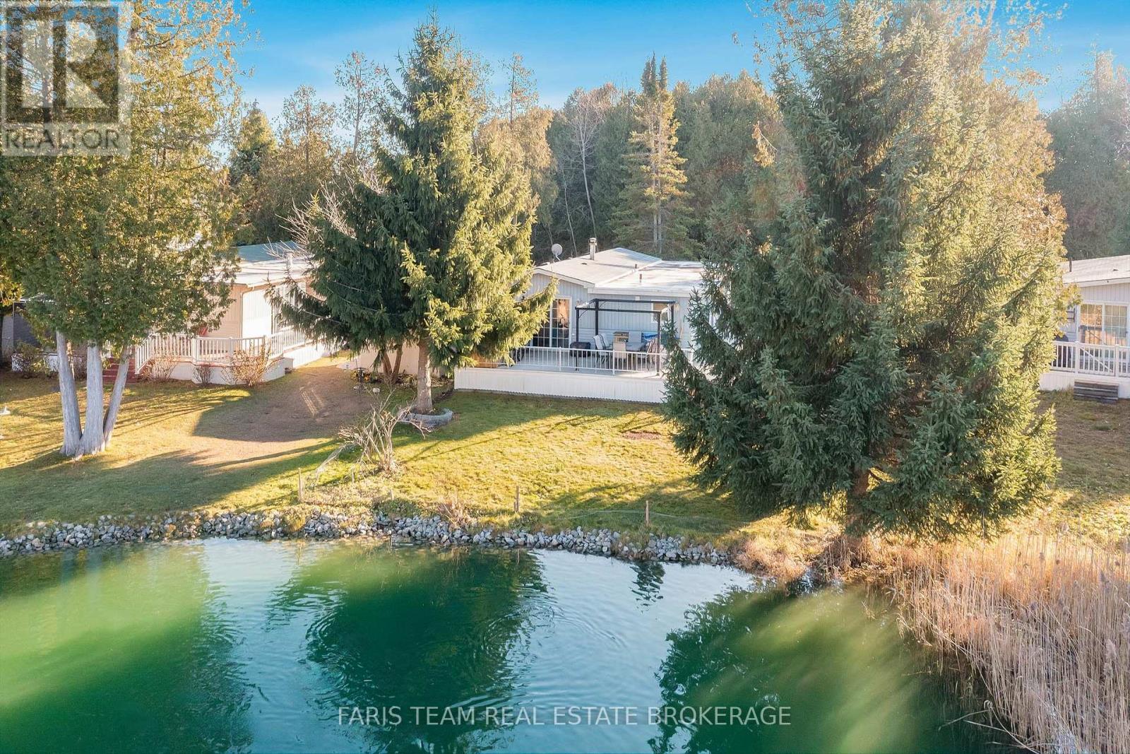 3 St James Place, Wasaga Beach, Ontario  L9Z 3A8 - Photo 28 - S12976624