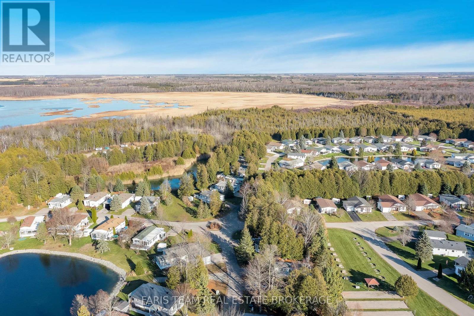 3 St James Place, Wasaga Beach, Ontario  L9Z 3A8 - Photo 29 - S12976624