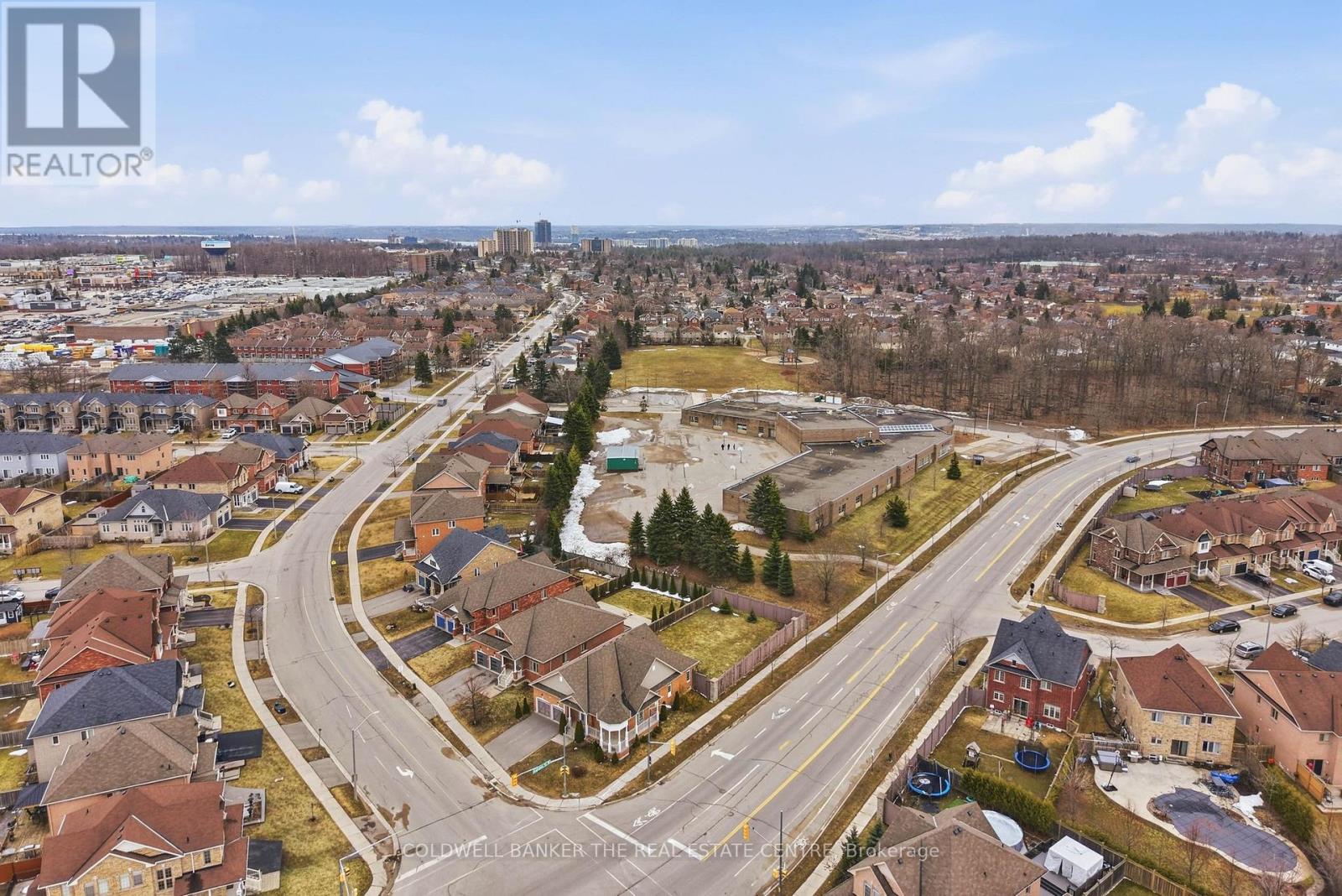 264 Kozlov Street, Barrie (West Bayfield), Ontario  L4N 6R7 - Photo 47 - S12976750