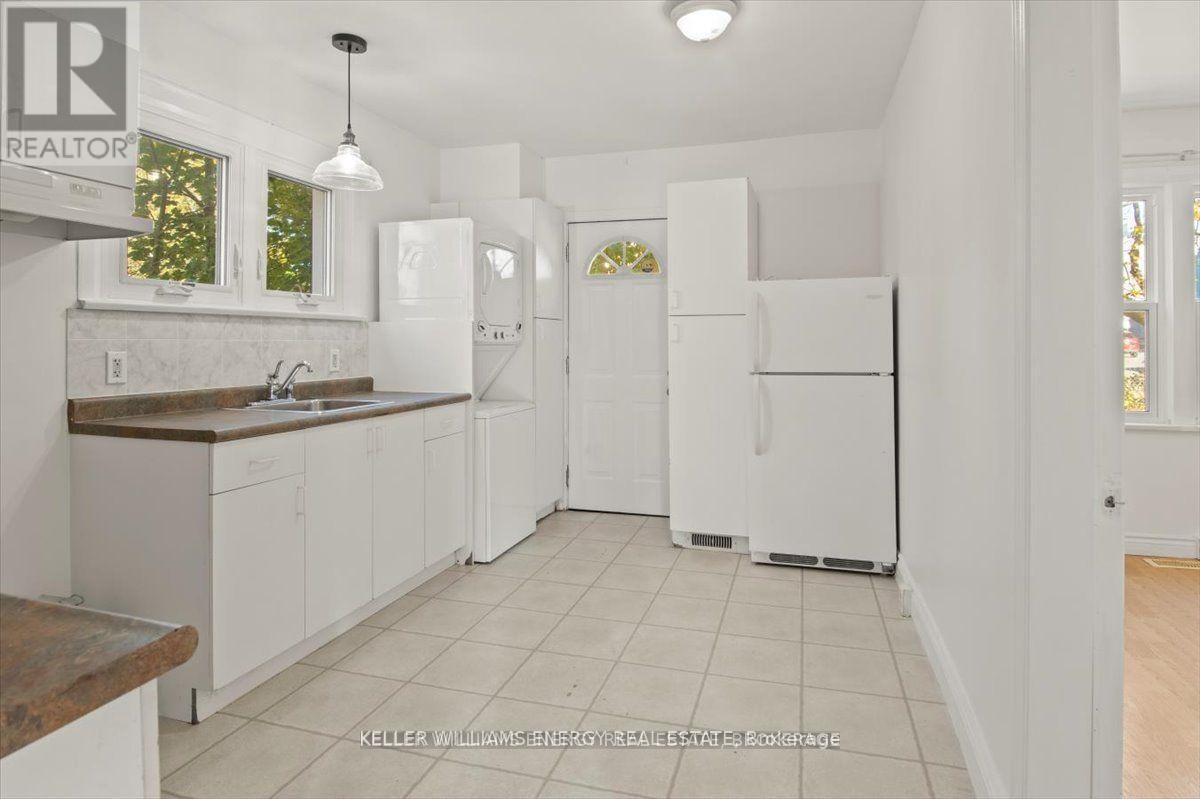 2 - 20 Colborne Street W, Oshawa, Ontario  L1G 1L9 - Photo 8 - E12976892