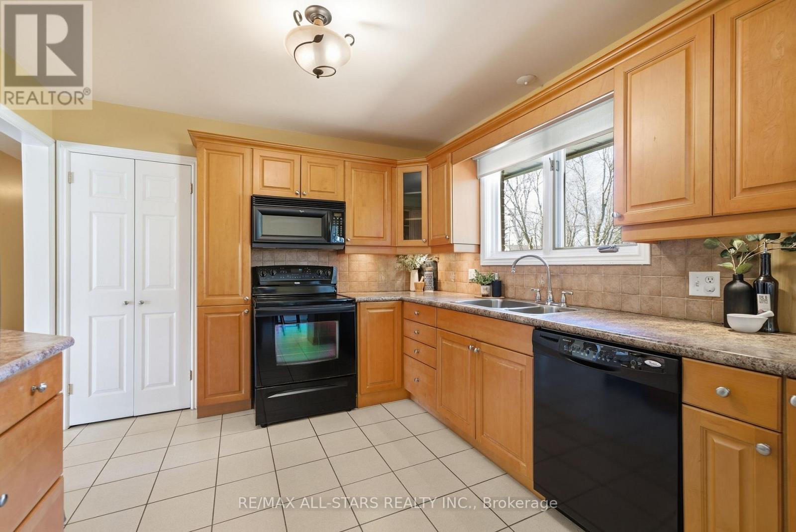 20 Hurd Street, Scugog, Ontario L9L 1C1 - Photo 12 - E12977018