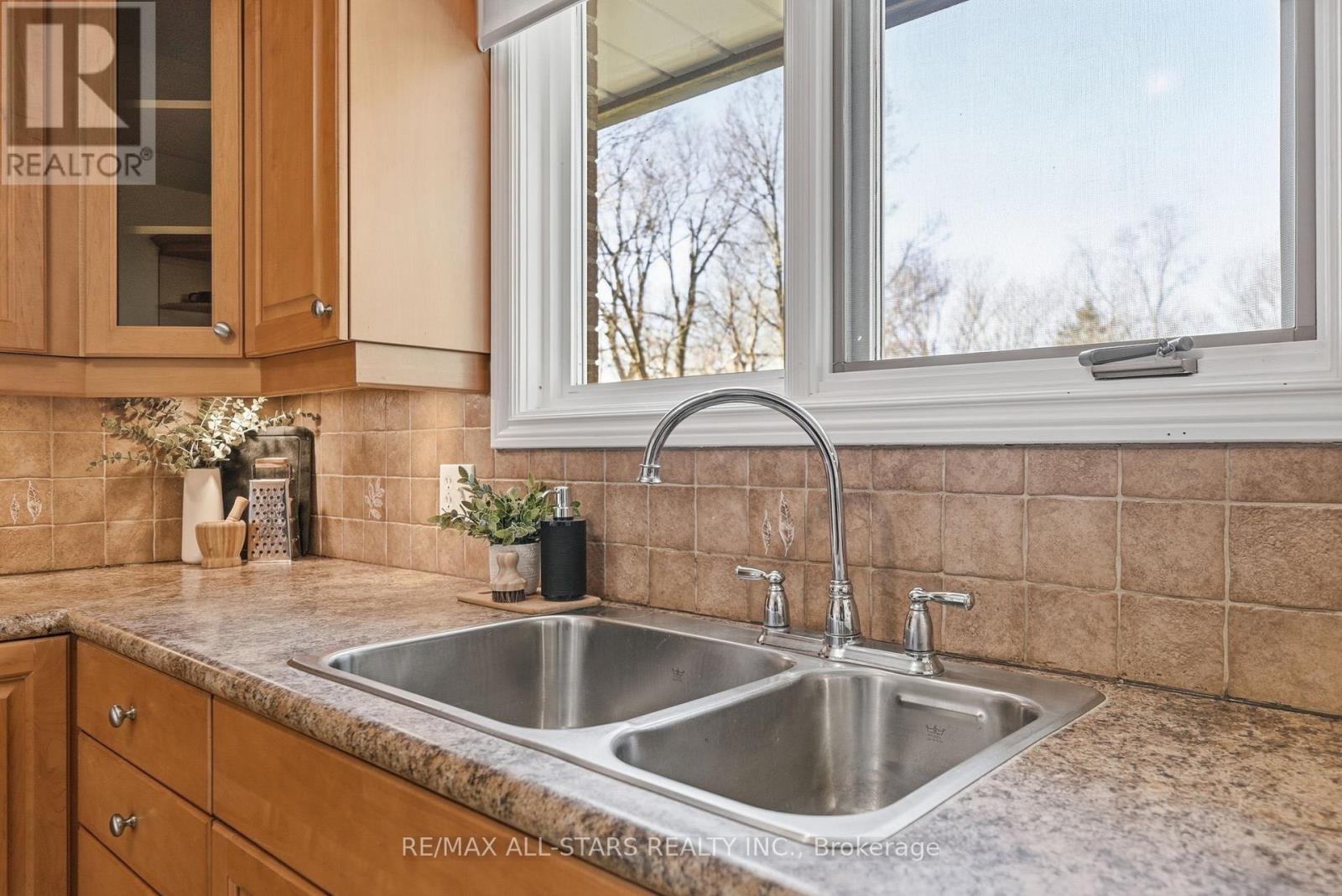 20 Hurd Street, Scugog, Ontario L9L 1C1 - Photo 13 - E12977018