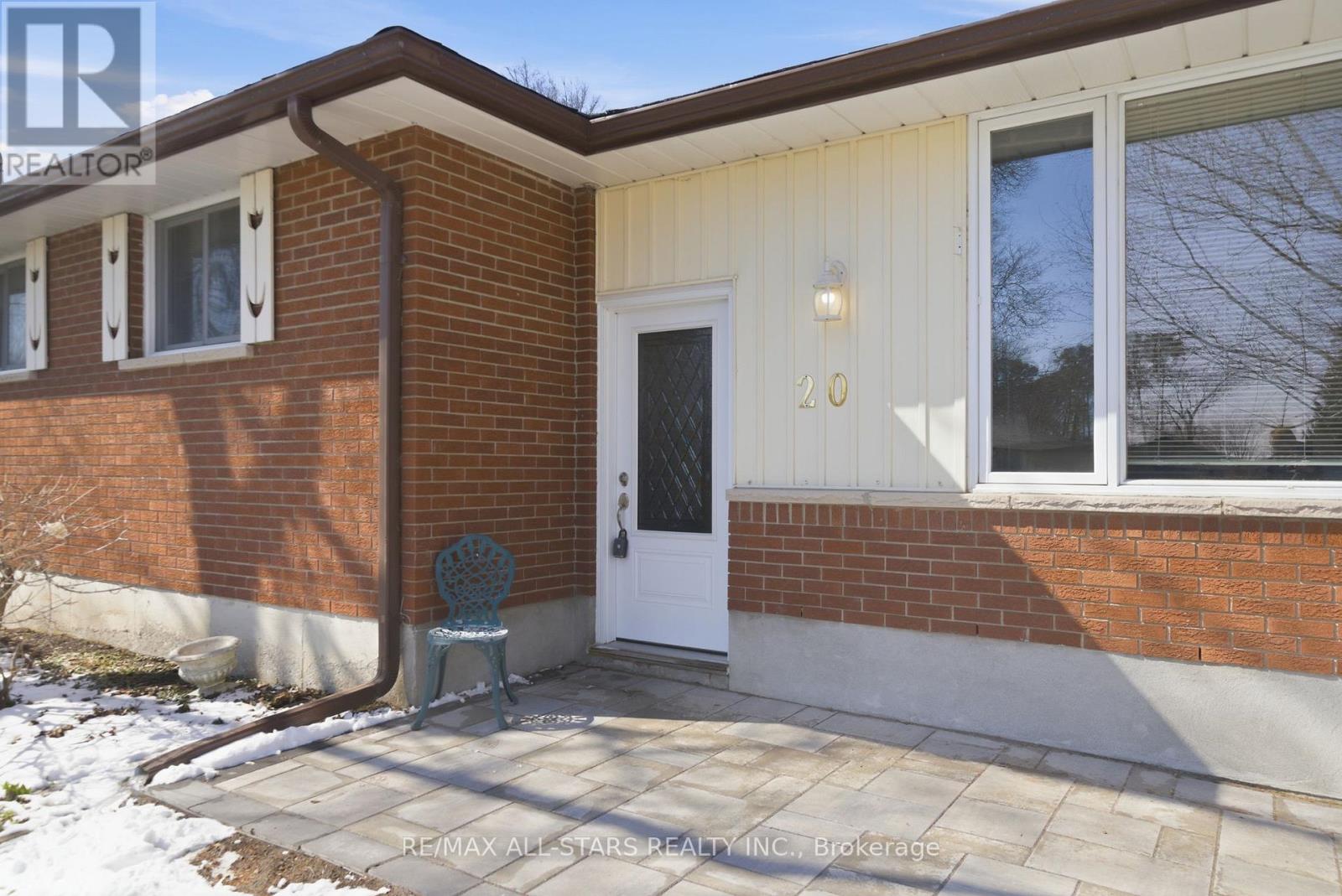 20 Hurd Street, Scugog, Ontario L9L 1C1 - Photo 4 - E12977018