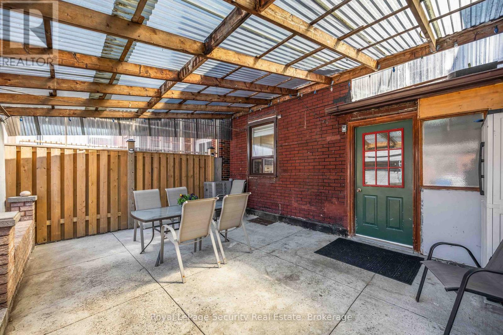 22 Millicent Street, Toronto, Ontario  M6H 1W4 - Photo 45 - W12976584