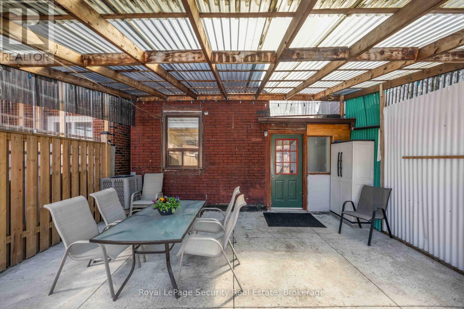 22 Millicent Street, Toronto, Ontario  M6H 1W4 - Photo 46 - W12976584