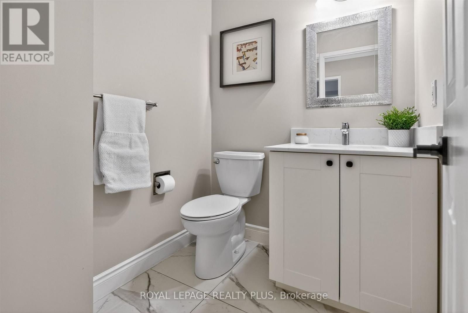 314 Leacock Avenue, Oakville, Ontario  L6H 5J1 - Photo 17 - W12976606