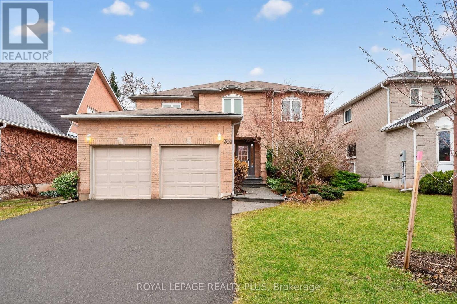 314 Leacock Avenue, Oakville, Ontario  L6H 5J1 - Photo 2 - W12976606