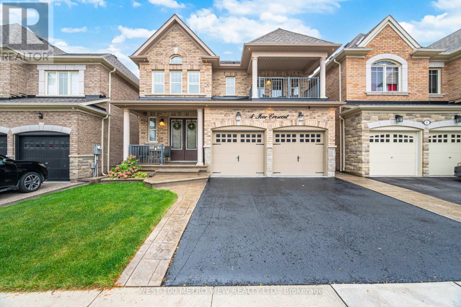 4 IVOR CRESCENT, Brampton, Ontario