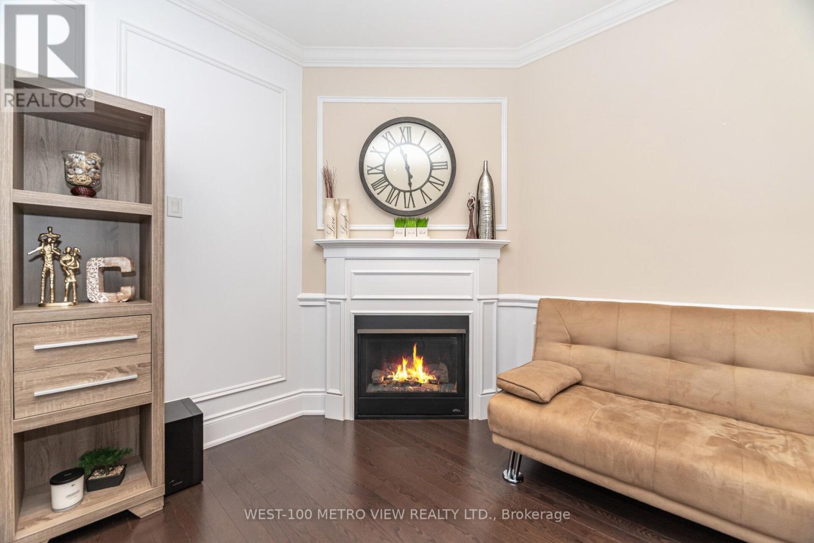 4 Ivor Crescent, Brampton, Ontario  L7A 4L5 - Photo 15 - W12976608