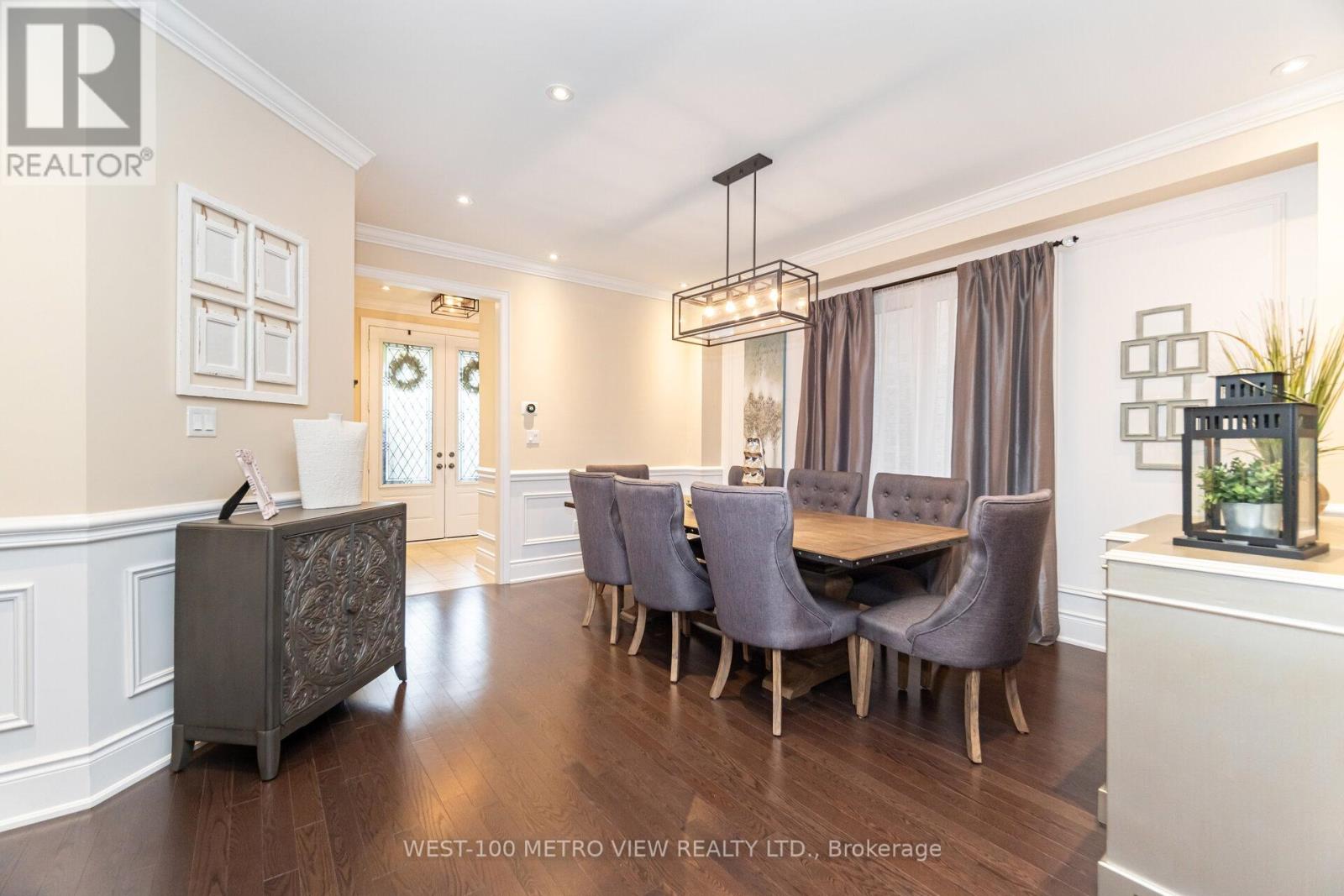 4 Ivor Crescent, Brampton, Ontario  L7A 4L5 - Photo 8 - W12976608