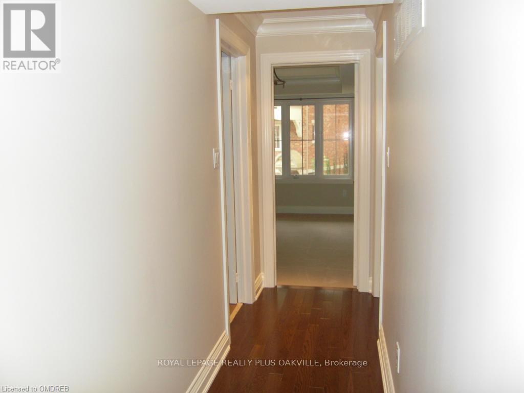 19 - 19 Hays Boulevard, Oakville, Ontario  L6H 0H8 - Photo 11 - W12976610