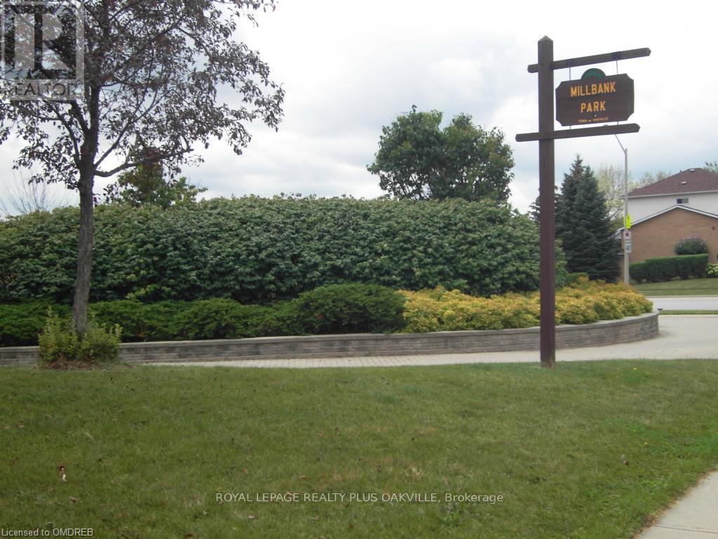 19 - 19 Hays Boulevard, Oakville, Ontario  L6H 0H8 - Photo 14 - W12976610