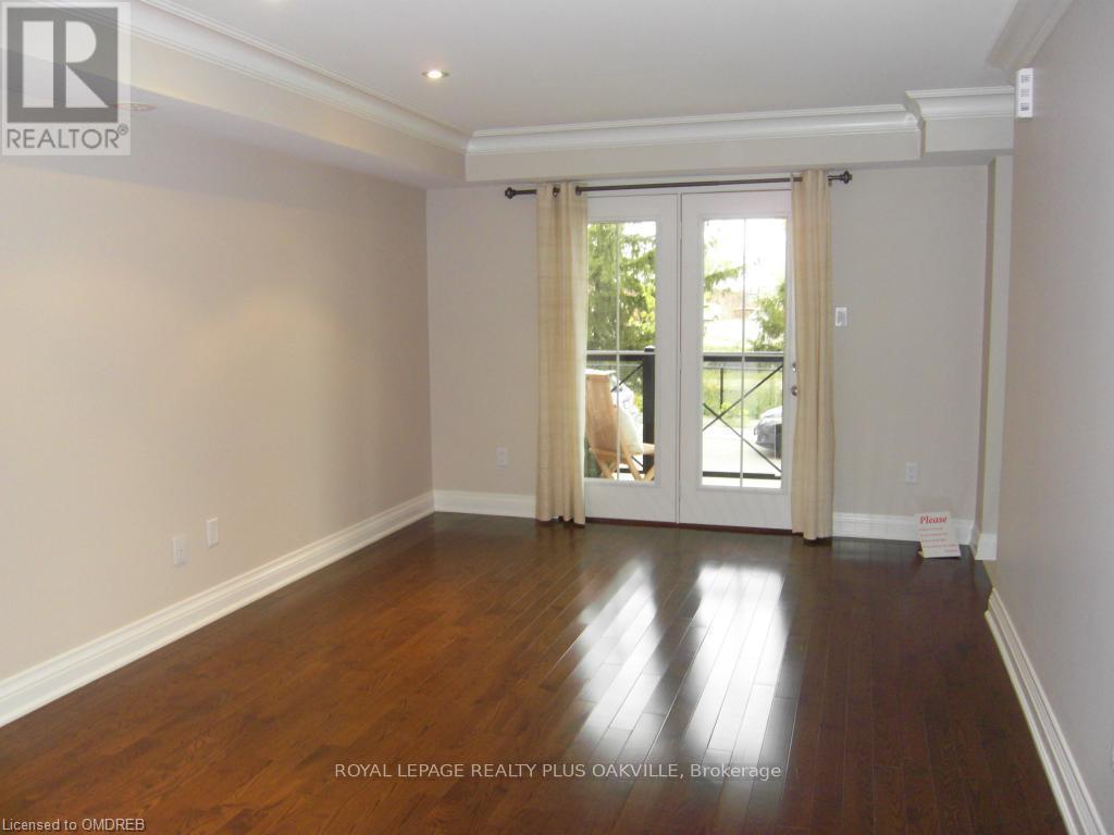 19 - 19 Hays Boulevard, Oakville, Ontario  L6H 0H8 - Photo 5 - W12976610