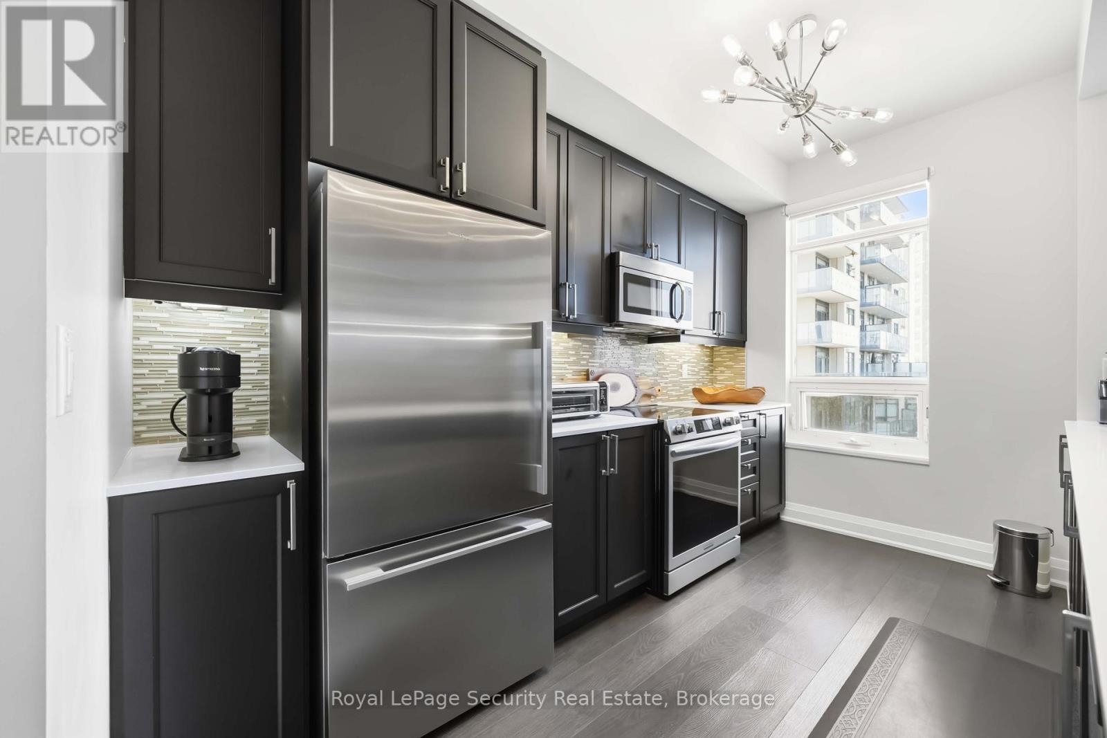 602 - 35 Fontenay Court, Toronto, Ontario  M9A 0C4 - Photo 22 - W12976612