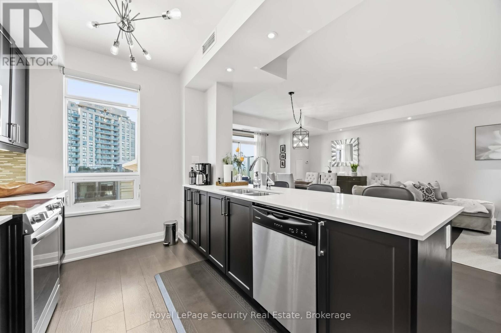 602 - 35 Fontenay Court, Toronto, Ontario  M9A 0C4 - Photo 23 - W12976612