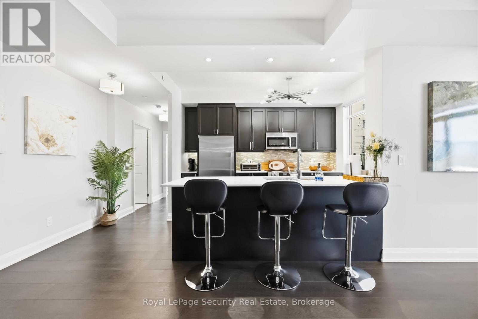 602 - 35 Fontenay Court, Toronto, Ontario  M9A 0C4 - Photo 26 - W12976612