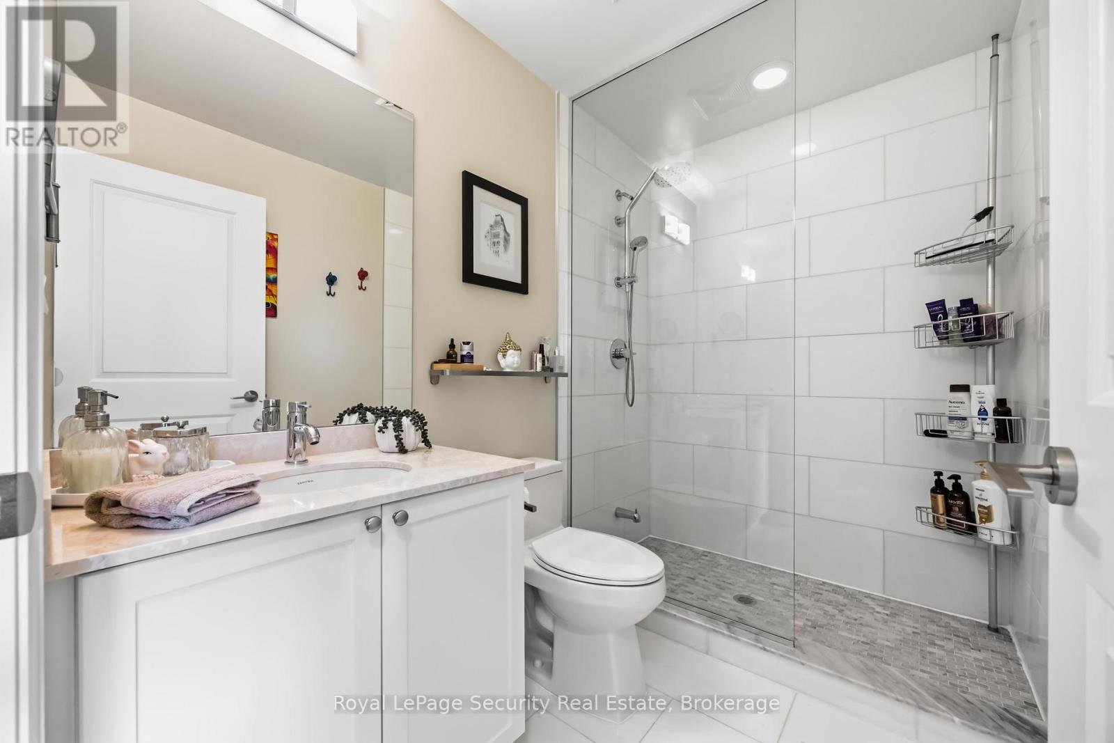 602 - 35 Fontenay Court, Toronto, Ontario  M9A 0C4 - Photo 32 - W12976612