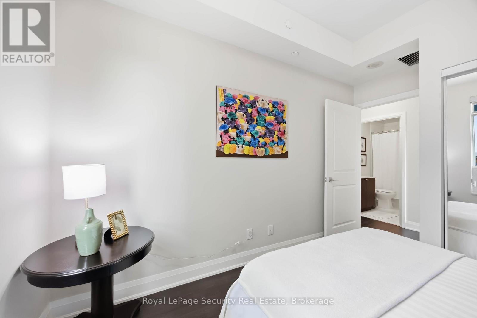 602 - 35 Fontenay Court, Toronto, Ontario  M9A 0C4 - Photo 36 - W12976612