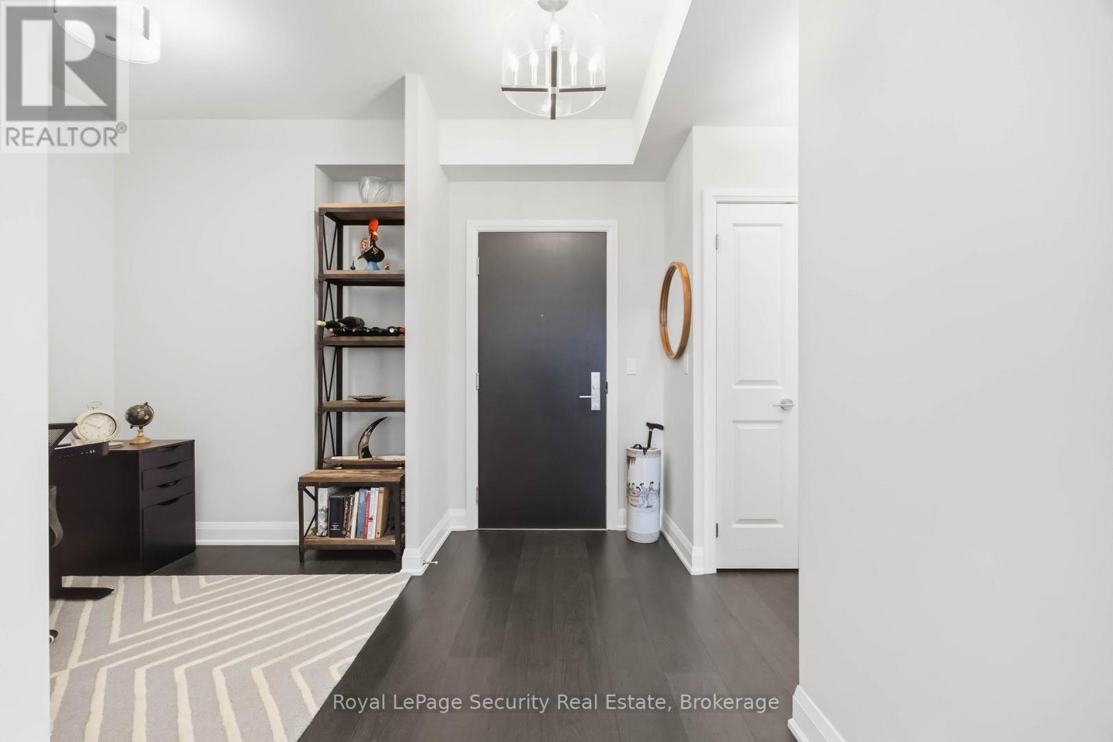 602 - 35 Fontenay Court, Toronto, Ontario  M9A 0C4 - Photo 8 - W12976612