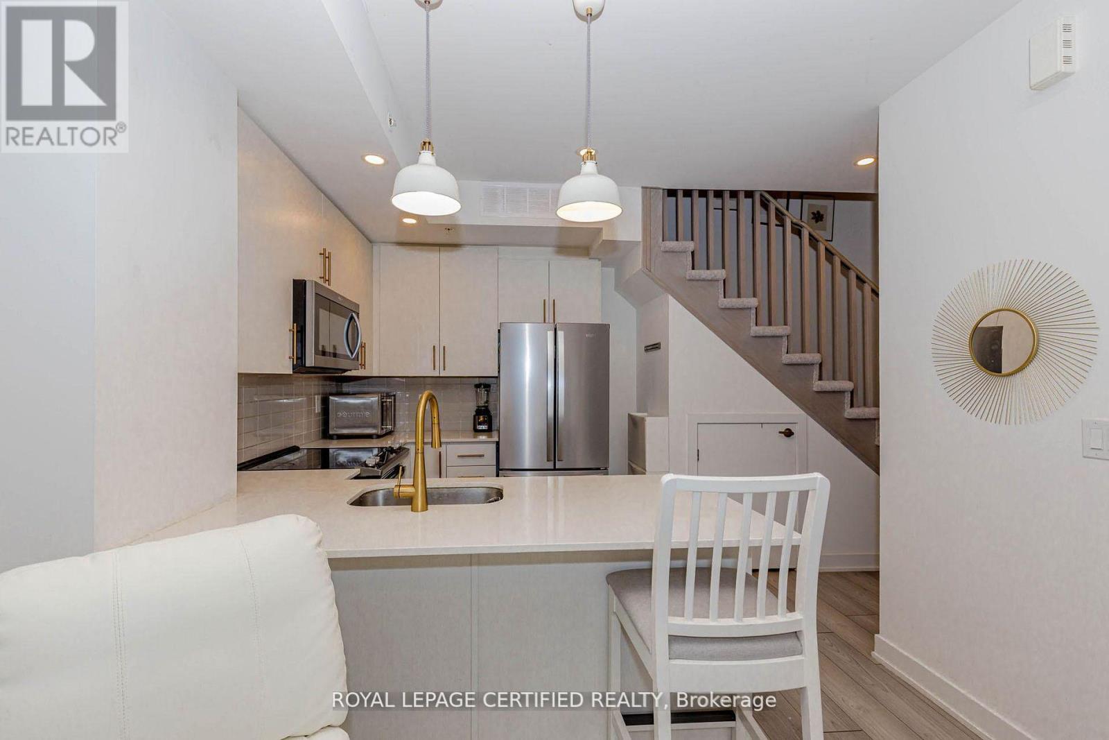 16 - 3483 Widdecombe Way, Mississauga, Ontario  L5L 0B8 - Photo 17 - W12976664