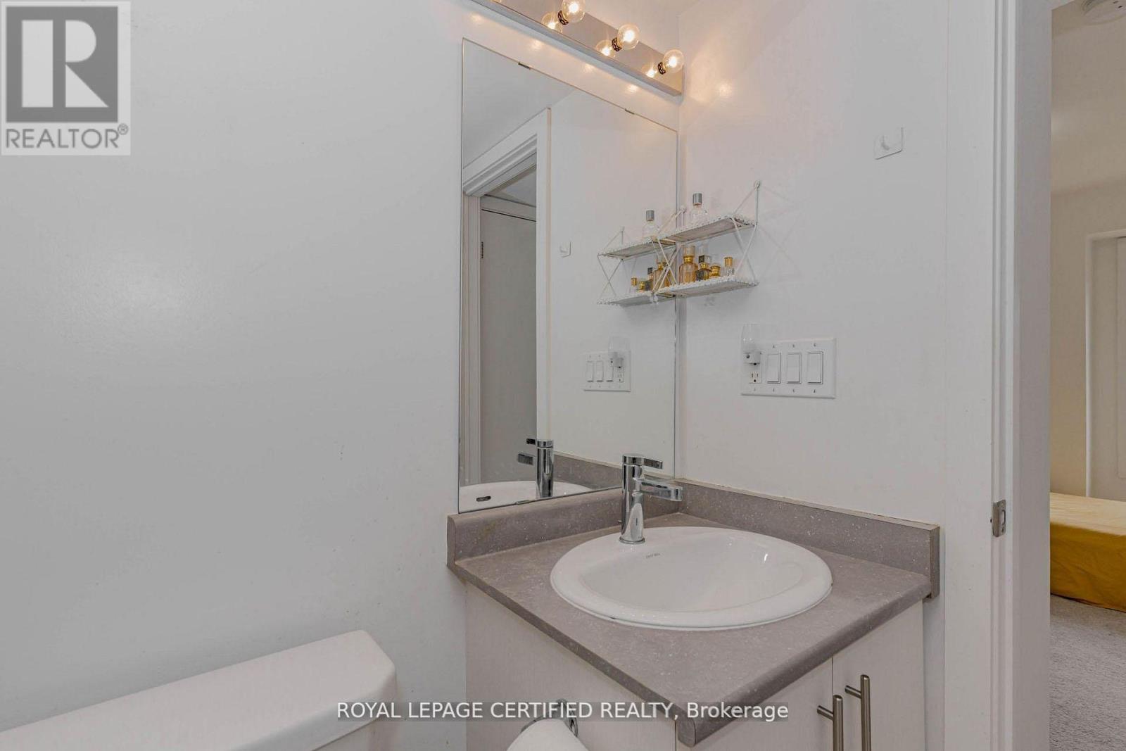 16 - 3483 Widdecombe Way, Mississauga, Ontario  L5L 0B8 - Photo 34 - W12976664