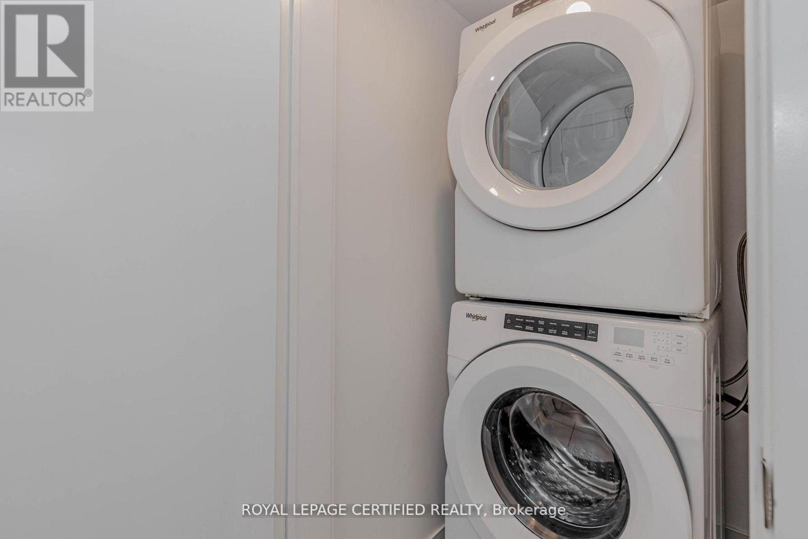 16 - 3483 Widdecombe Way, Mississauga, Ontario  L5L 0B8 - Photo 42 - W12976664