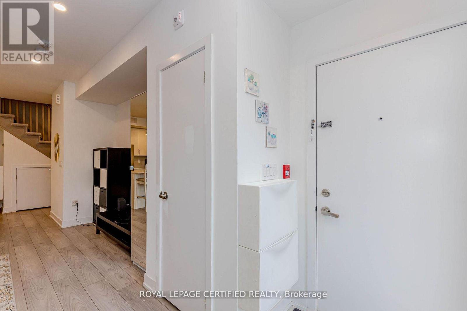 16 - 3483 Widdecombe Way, Mississauga, Ontario  L5L 0B8 - Photo 8 - W12976664