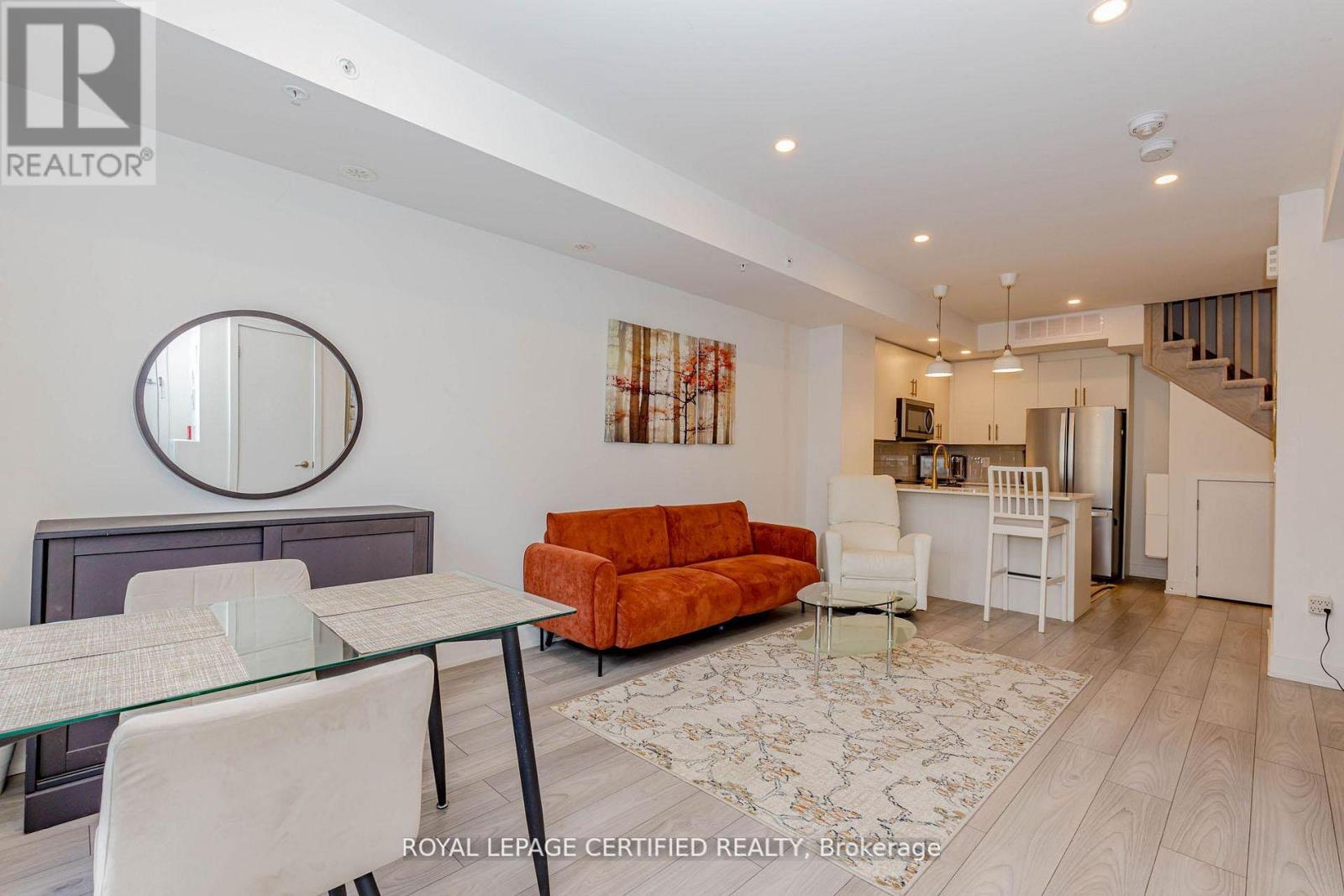 16 - 3483 Widdecombe Way, Mississauga, Ontario  L5L 0B8 - Photo 9 - W12976664