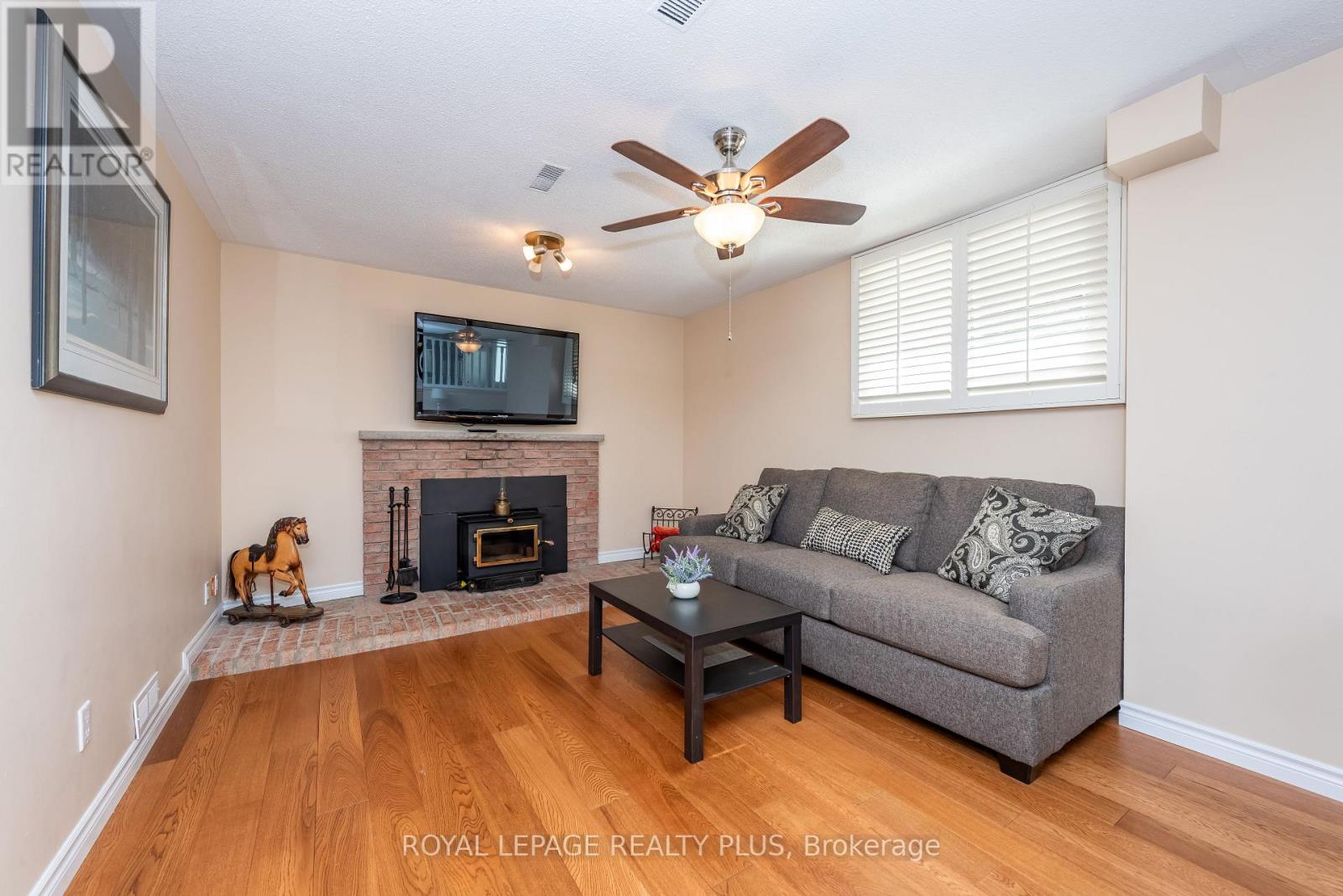 26 Larry Street, Caledon, Ontario  L7C 1K8 - Photo 23 - W12976666