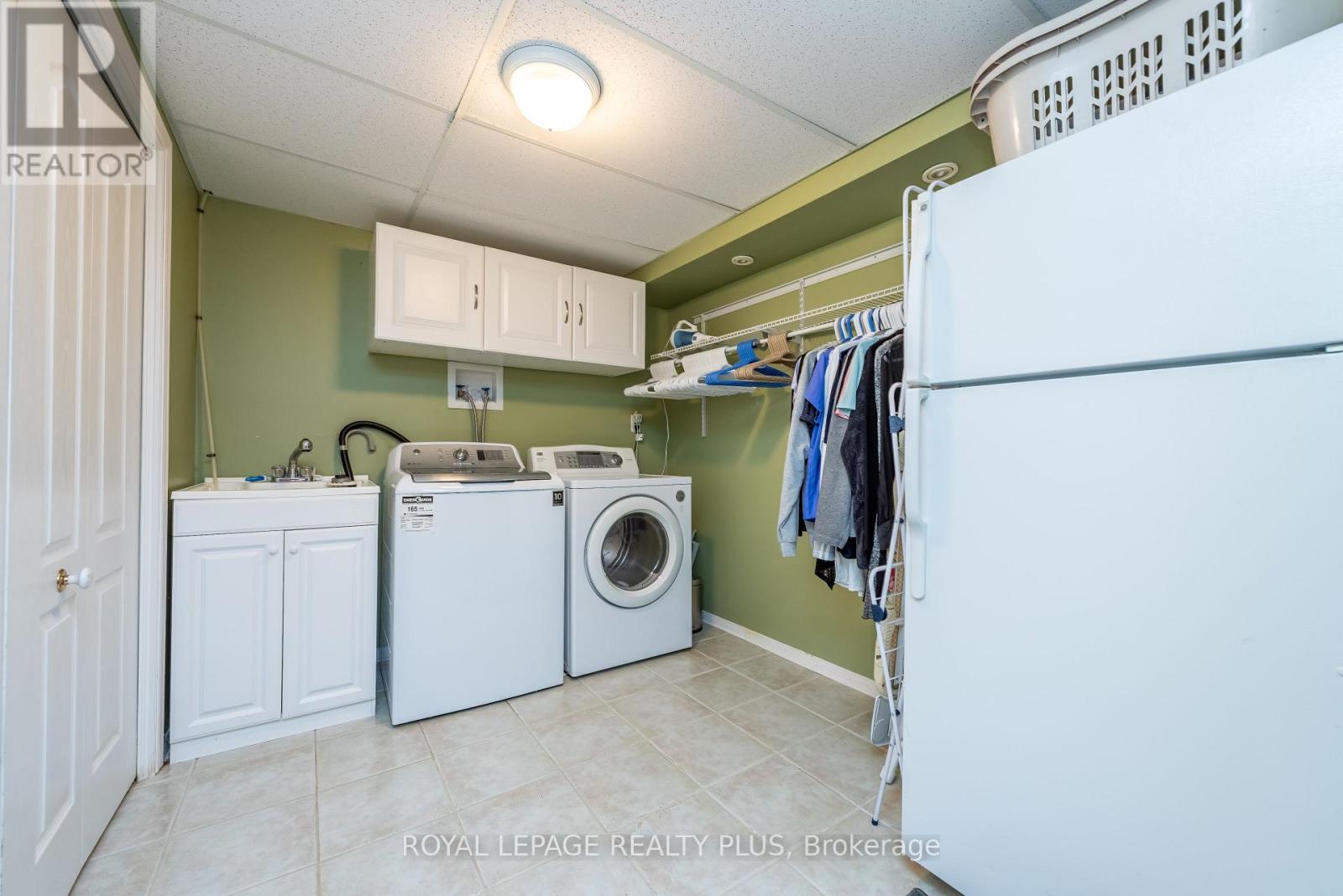 26 Larry Street, Caledon, Ontario  L7C 1K8 - Photo 31 - W12976666