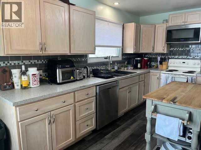 1216 23 Street N, Lethbridge, Alberta  T1H 3T4 - Photo 6 - A2280770