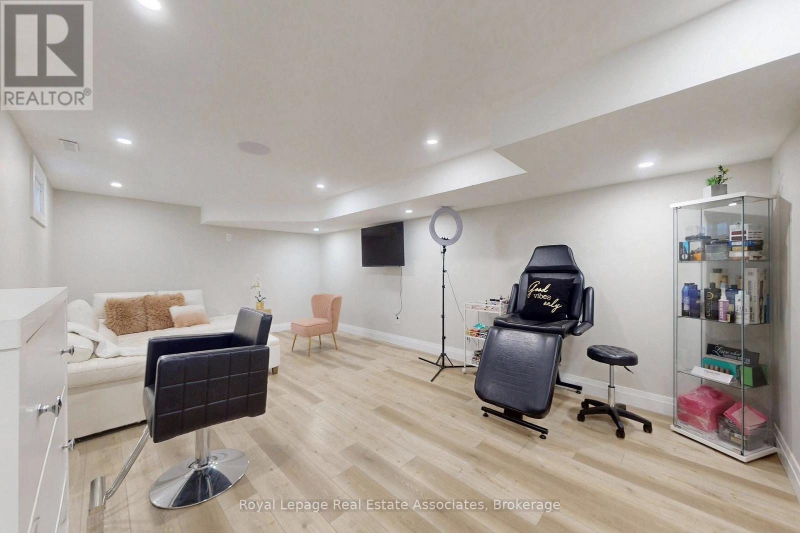 6006 Sundance Place, Mississauga, Ontario  L5N 2B4 - Photo 34 - W12976676