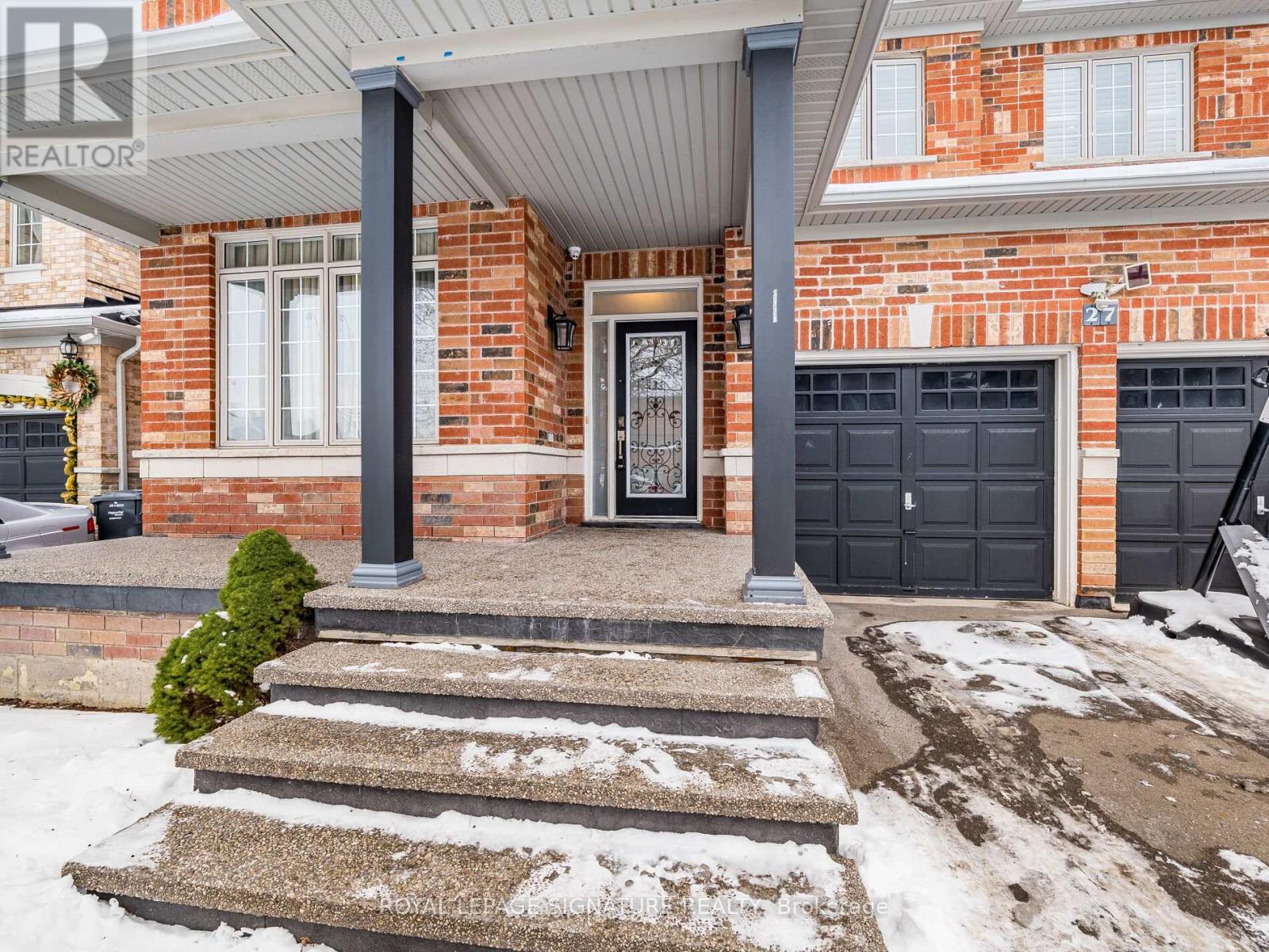 27 Permafrost Drive, Brampton, Ontario  L6R 3M4 - Photo 3 - W12976700