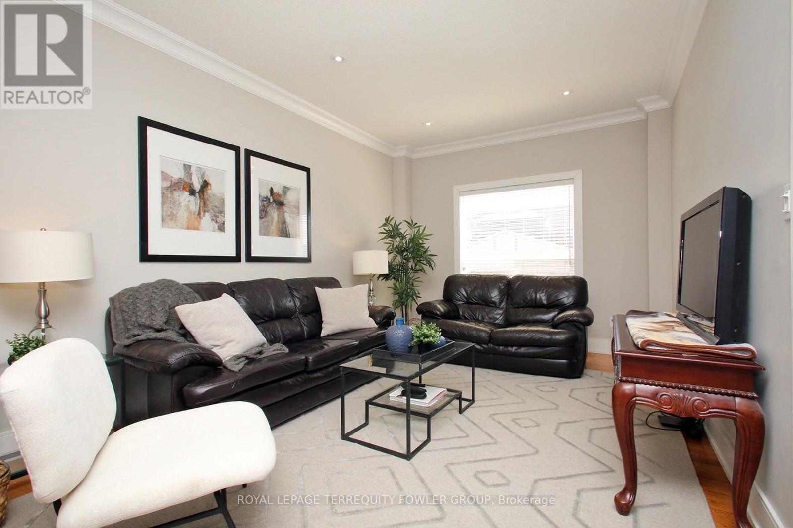 3 Frustac Trail, Caledon, Ontario  L7E 2A9 - Photo 10 - W12976734