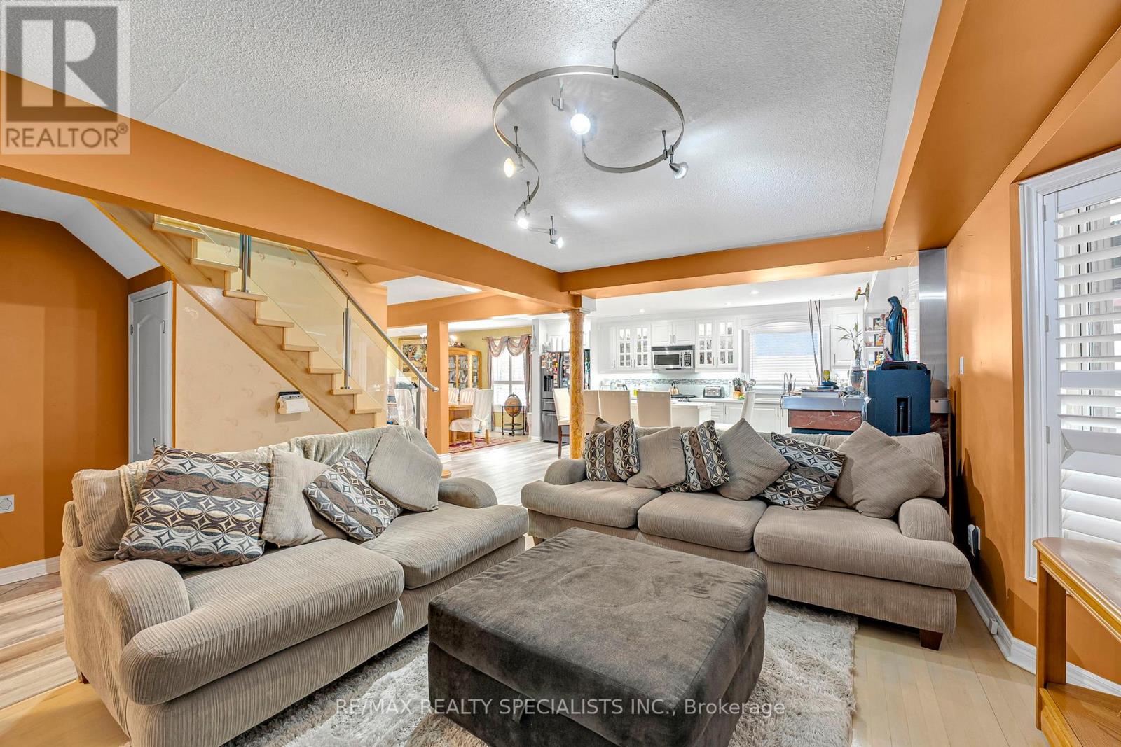 20 Silktop Trail, Brampton, Ontario  L6R 2K4 - Photo 17 - W12976760