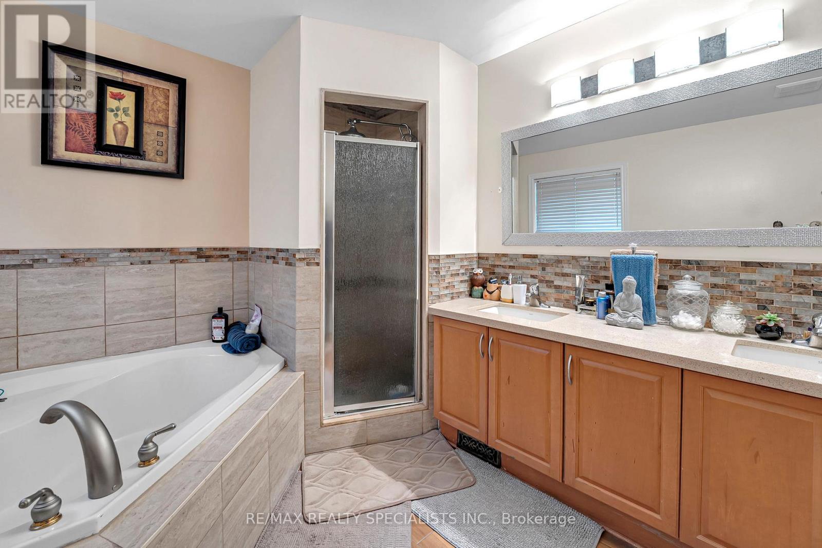 20 Silktop Trail, Brampton, Ontario  L6R 2K4 - Photo 26 - W12976760
