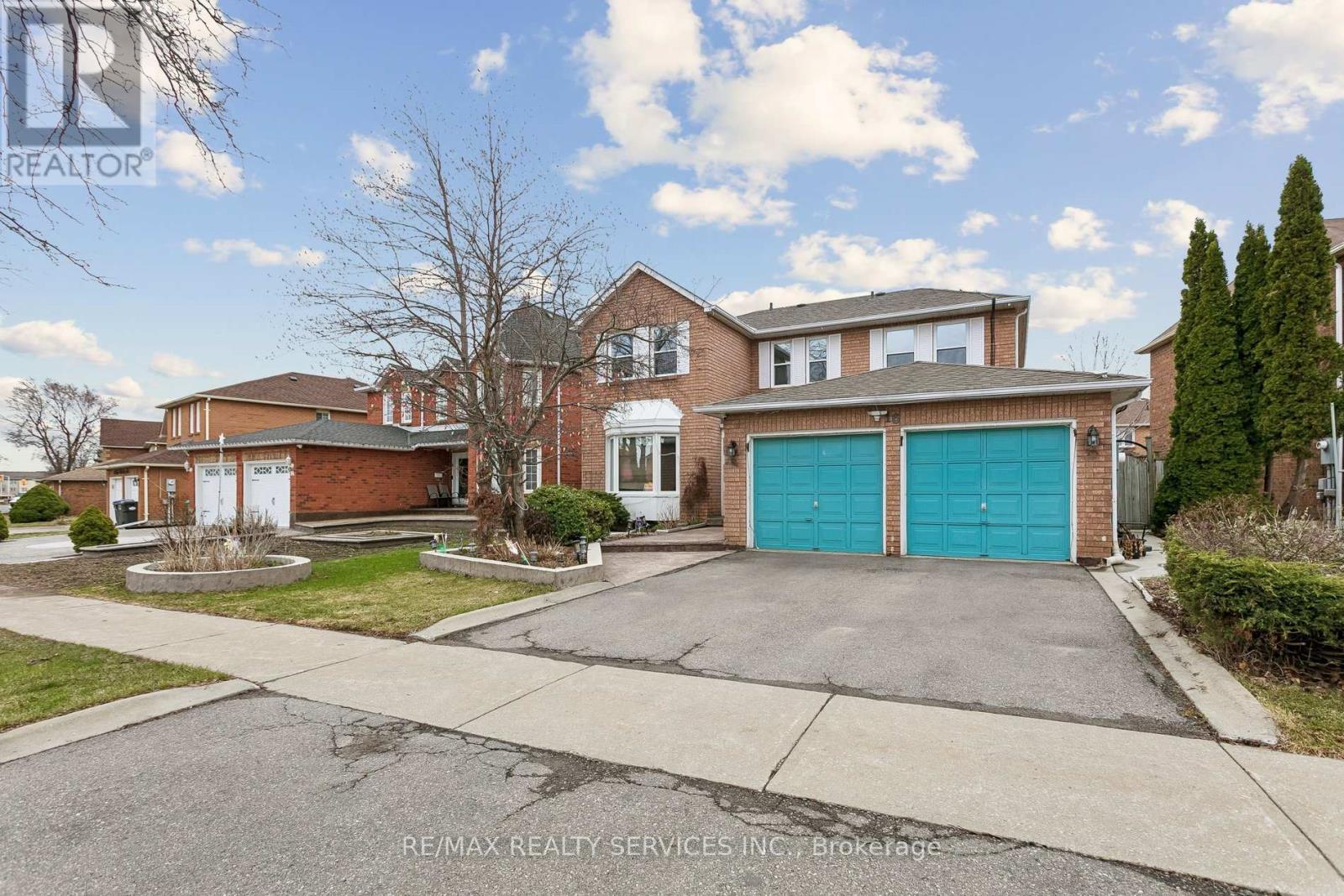 16 MAJOR WILLIAM SHARPE DRIVE E, brampton (northwood park), Ontario