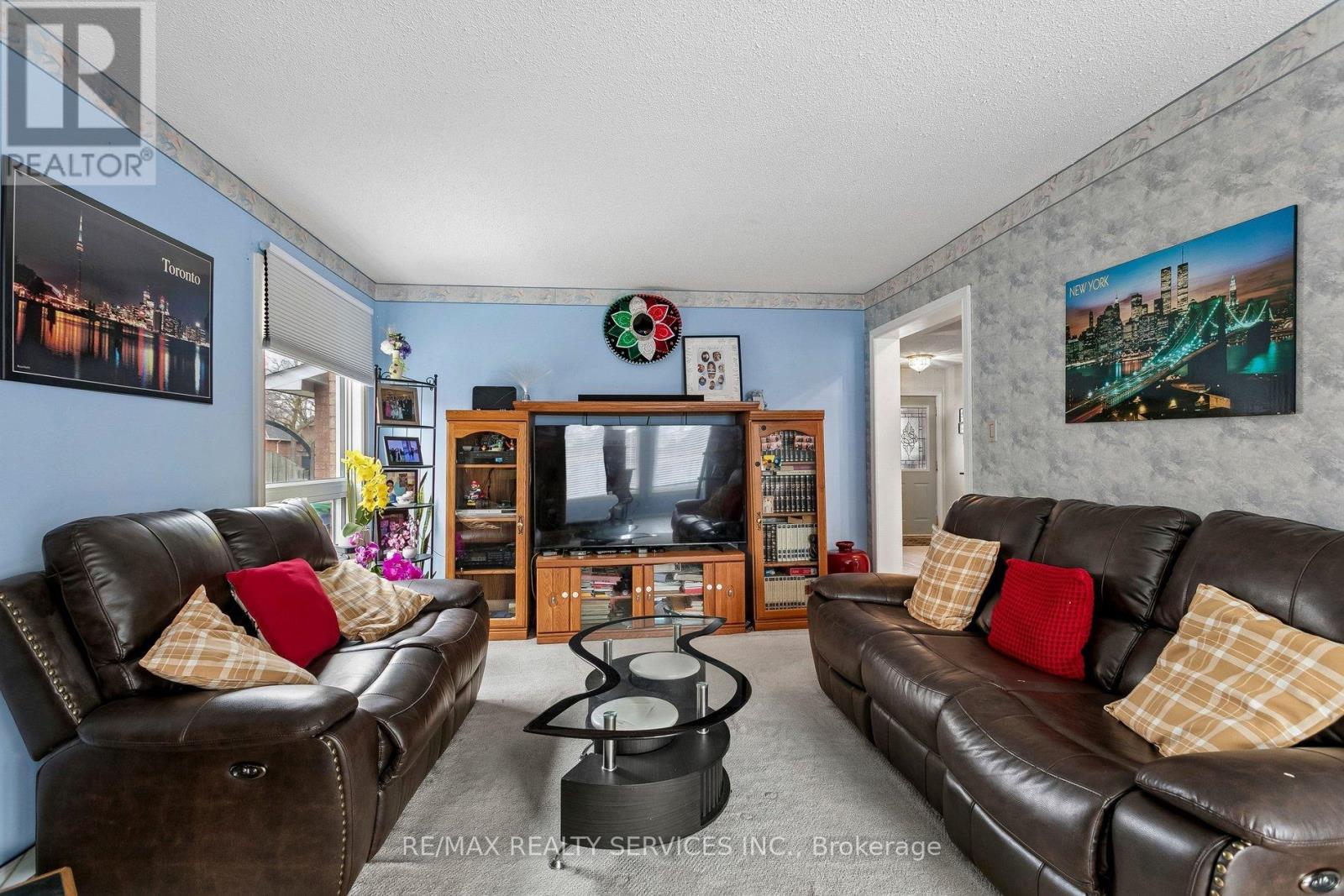 16 Major William Sharpe Drive E, Brampton, Ontario  L6X 3K3 - Photo 11 - W12976788