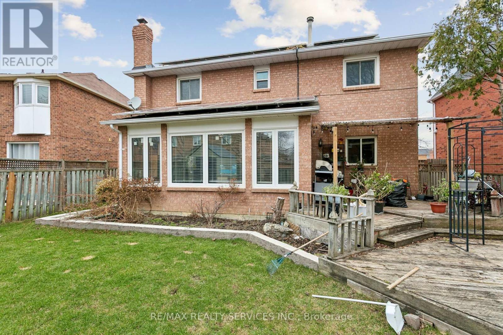 16 Major William Sharpe Drive E, Brampton, Ontario  L6X 3K3 - Photo 48 - W12976788