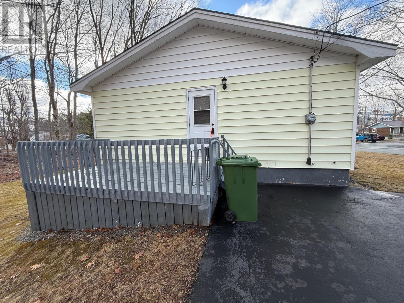 7 Pinehurst Avenue, Bridgewater, Nova Scotia  B4V 3G6 - Photo 7 - 202606805