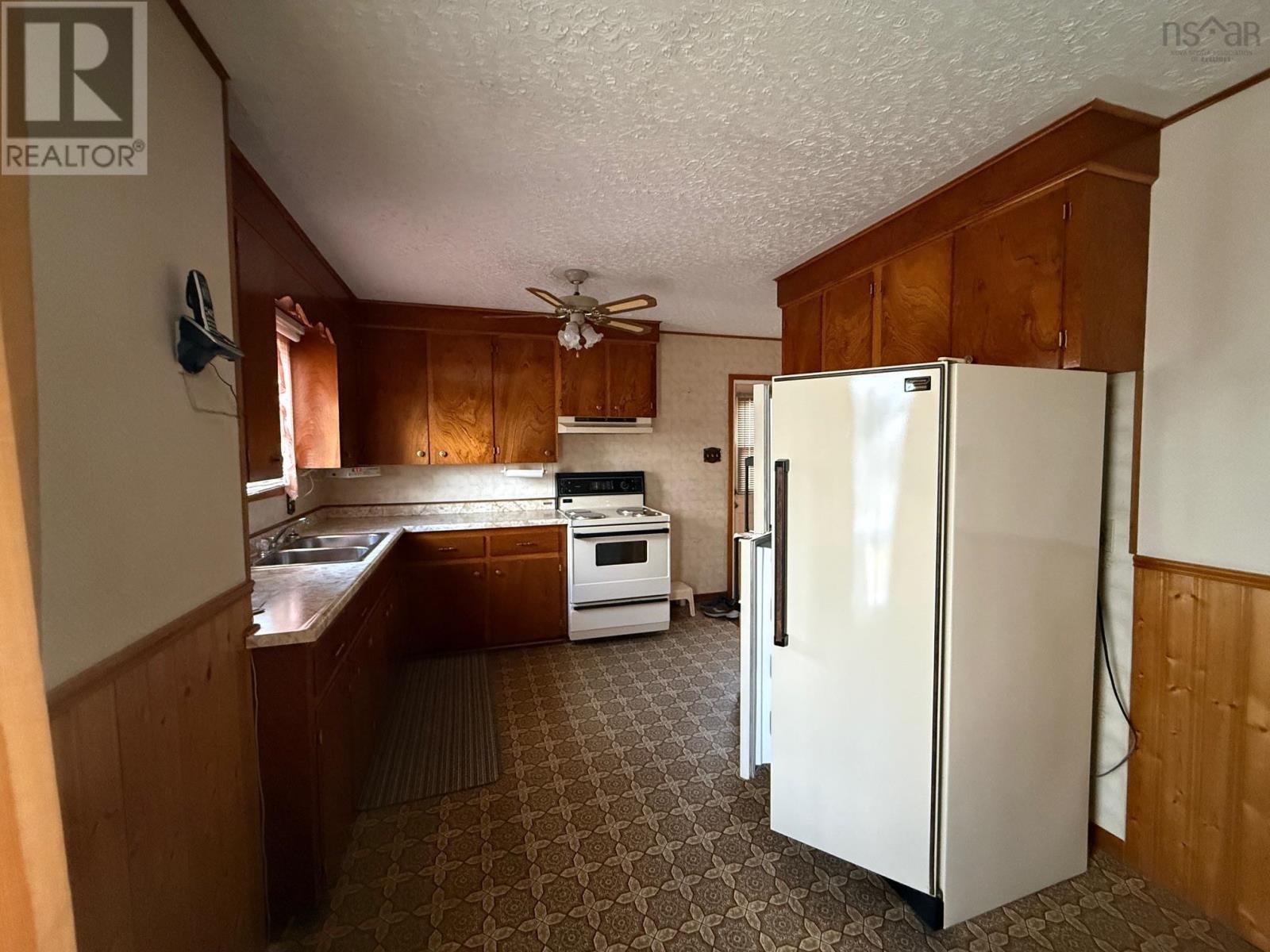 7 Pinehurst Avenue, Bridgewater, Nova Scotia  B4V 3G6 - Photo 9 - 202606805