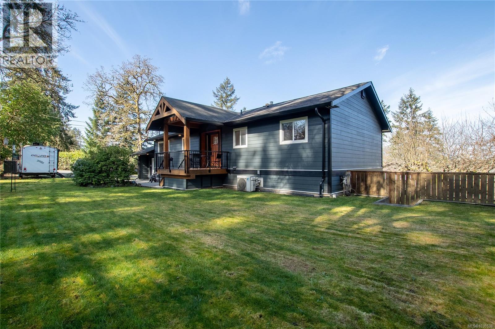 1655 Maple Bay Rd, Duncan, British Columbia  V9L 5N7 - Photo 2 - 1030538