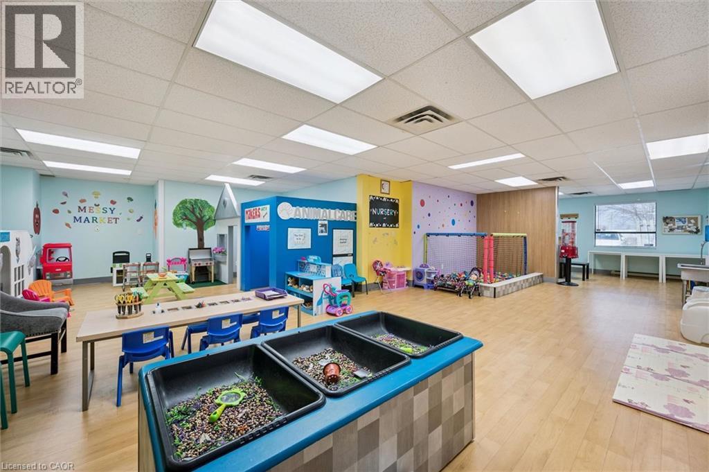 181 Groh Avenue Unit# 104a, Cambridge, Ontario N3C 1Y8 - Photo 3 - 40818863