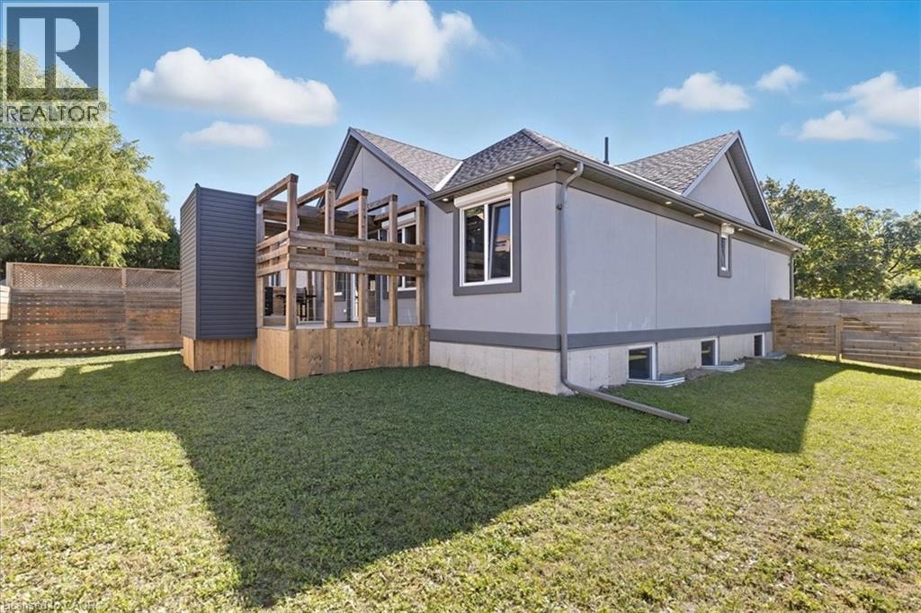 404 Montrose Street N, Cambridge, Ontario N3H 2P3 - Photo 39 - 40818571