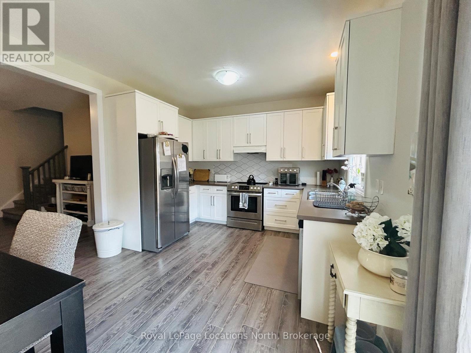 32 George Zubek Drive, Collingwood, Ontario  L9Y 1M5 - Photo 7 - S12977102